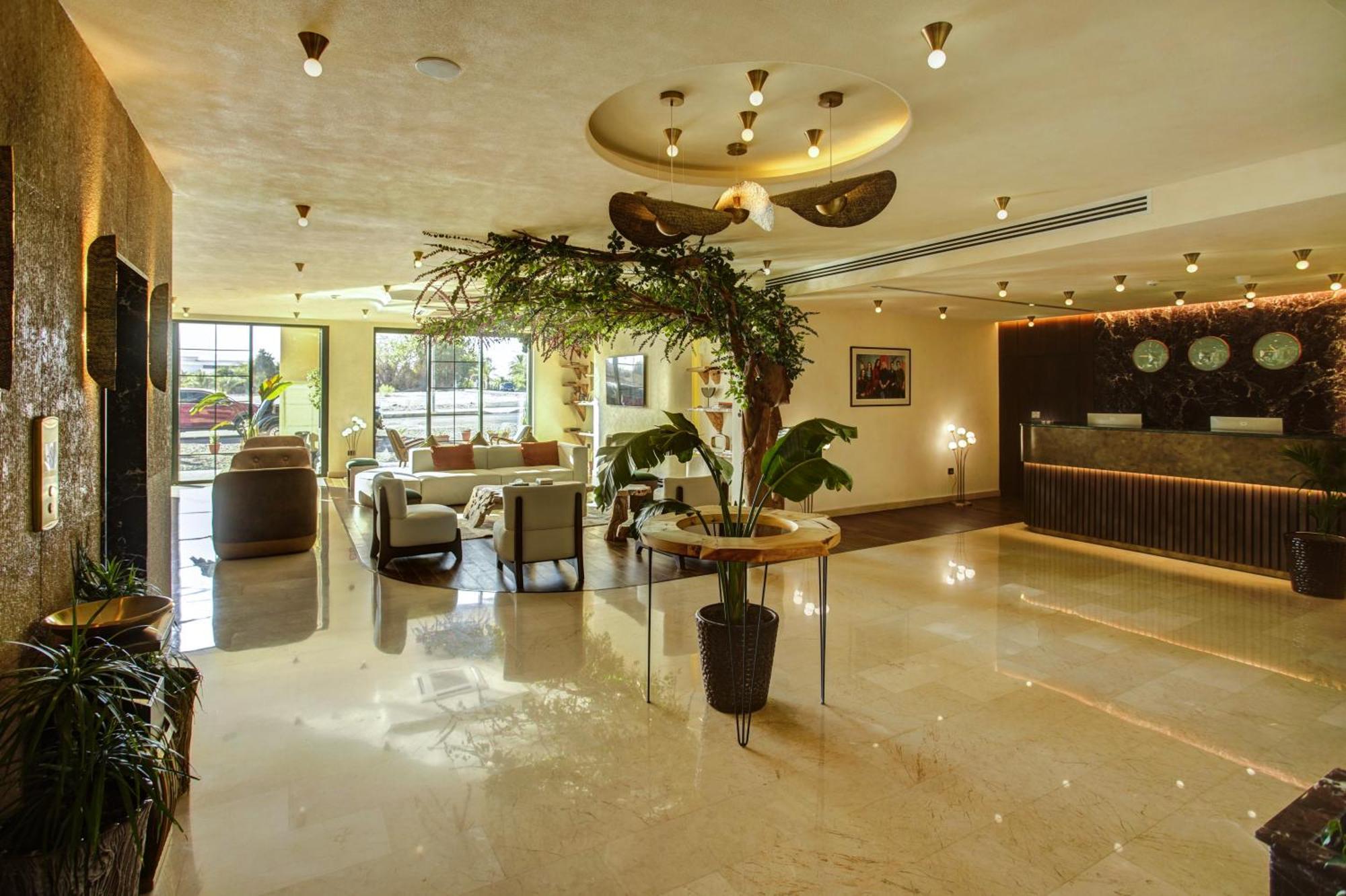 Bratus Hotel 亚喀巴 外观 照片